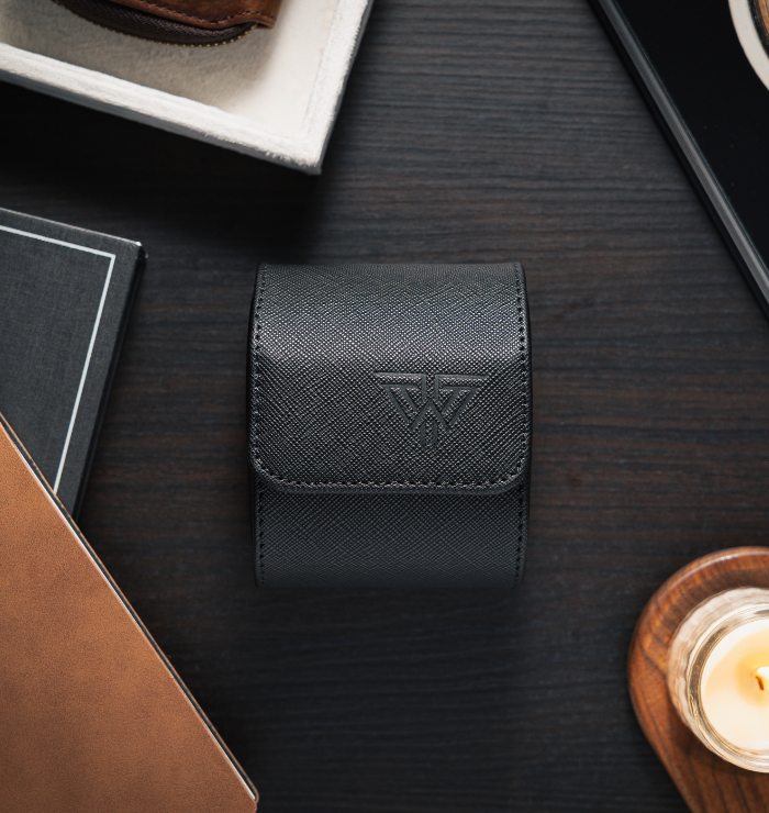 The Watch Roll | HANDMADE SAFFIANO LEATHER CASE 1 COMPARTMENTS